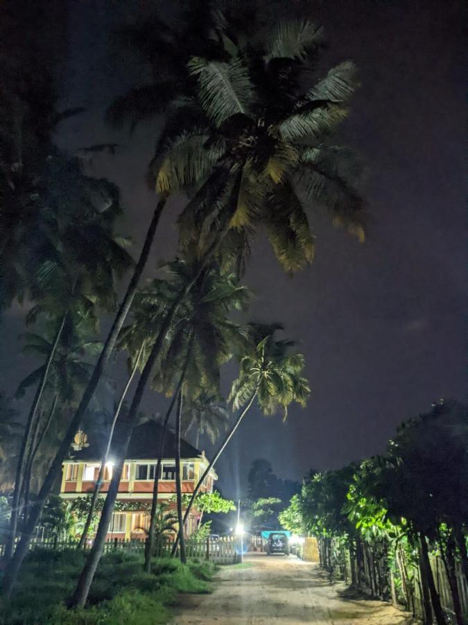 Glucklich Beach Cottages Kundapura Buitenkant foto