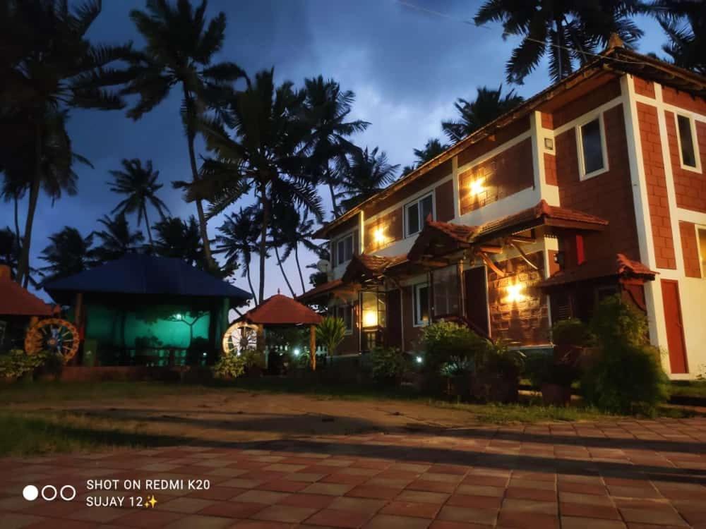 Glucklich Beach Cottages Kundapura Buitenkant foto