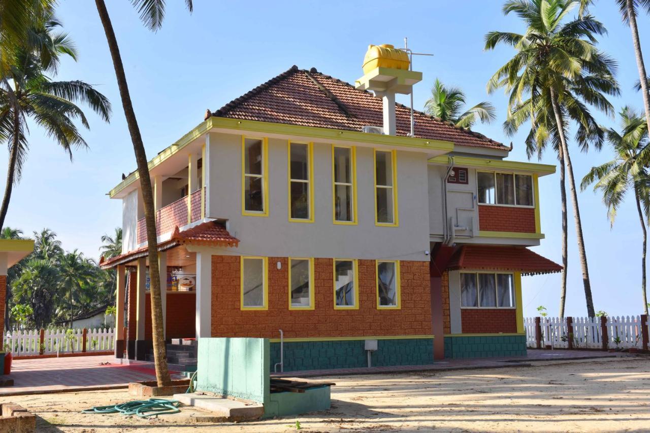 Glucklich Beach Cottages Kundapura Buitenkant foto